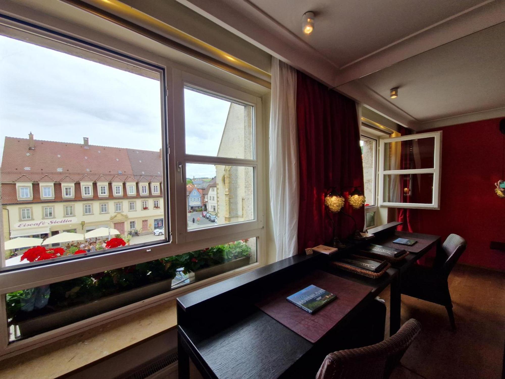 Laurentius Boutique-Hotel & Restaurant Weikersheim Luaran gambar